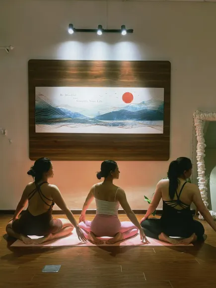 Yoga Cơ Bản 